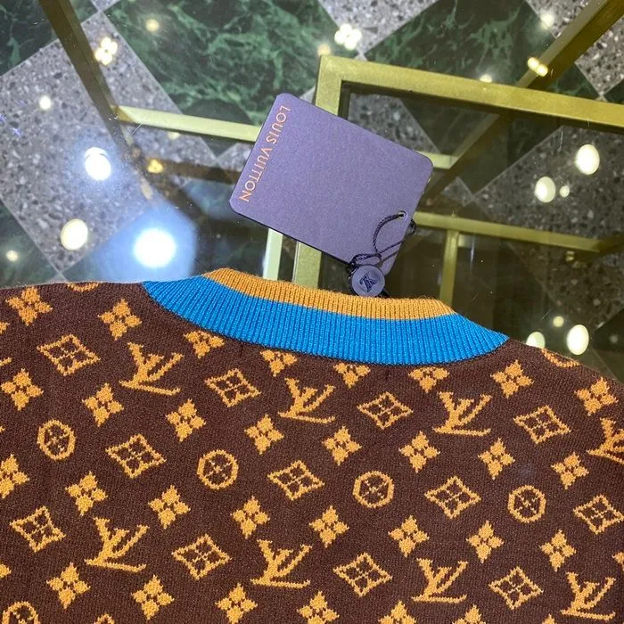 72698_16019114545122.jpg