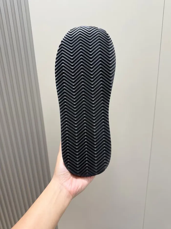 f0b9ac2ea0e352f6878a0db737e55bb8_1742286139_4666.JPG