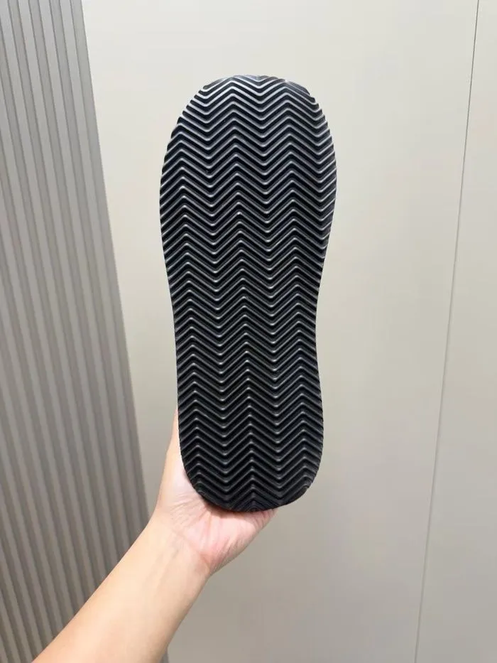 f0b9ac2ea0e352f6878a0db737e55bb8_1742286139_4666.JPG