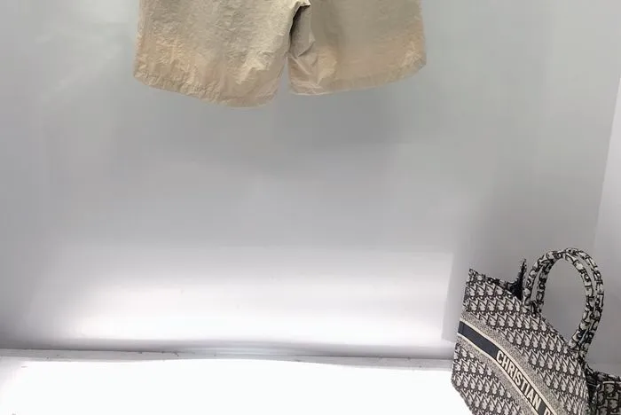 29173_15592070894142.jpg