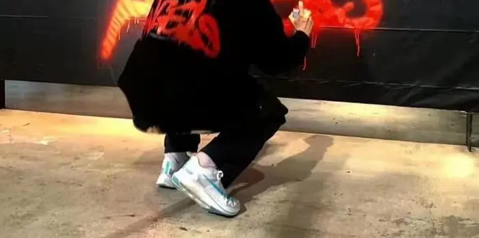 44525_15720985810612.jpg